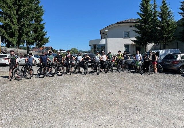 TOGETHER FOR FRESH INSPIRATION – GAINING NEW STRENGTH ON TWO WHEELS
